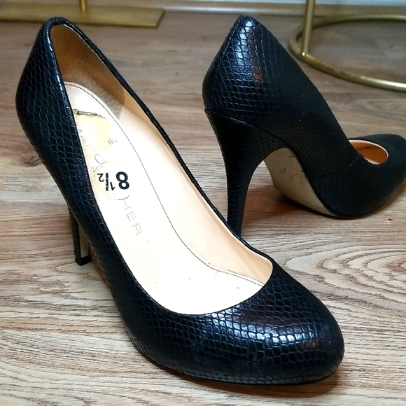 Marc Fisher Shoes - Marc Fisher Womens Black  Round Toe Platform Heels Size 8.5